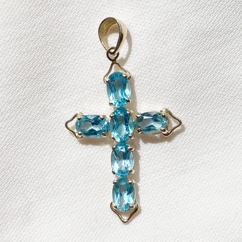 Yellow Gold London Blue Topaz Cross Pendant